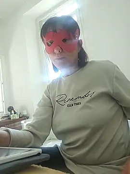 Snapshot of Vagabondainnamorata chatting on March 3, 2025, 12:16 pm Vagabondainnamorata online show from March 3, 2025, 12:16 pm