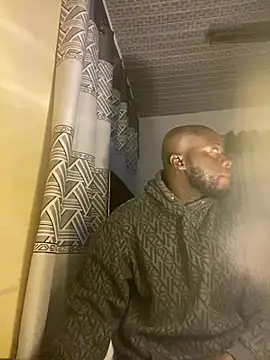 Snapshot of Suckmehar chatting on January 29, 2025, 7:43 pm Suckmehar online show from January 29, 2025, 7:43 pm