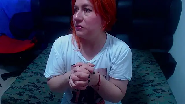 XxMiaSexxyHotxX online show from October 16, 2025, 2:07 pm