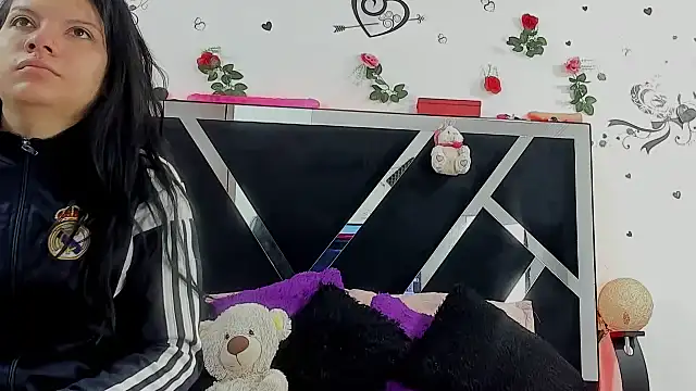 abby eemily online show from October 16, 2025, 12:06 pm