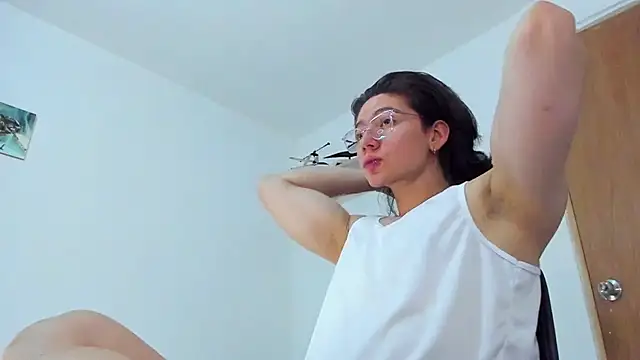 AngelBennet  online show from February 26, 2025, 6:04 am