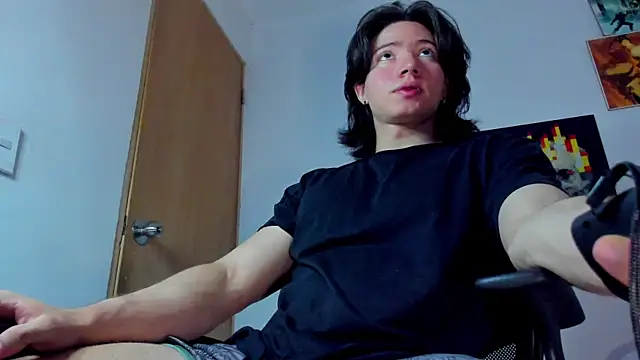 AngelBennet  online show from October 31, 2025, 12:11 am