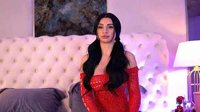 IsabelleHunt online show from February 19, 2025, 8:55 am
