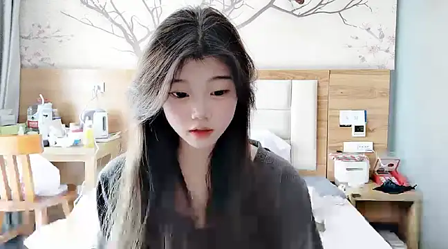 Snapshot of yangyang-1115 chatting on February 8, 2025, 5:29 am yangyang-1115 online show from February 8, 2025, 5:29 am