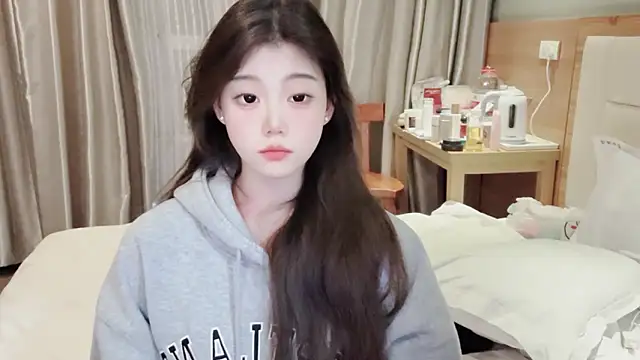 Snapshot of yangyang-1115 chatting on February 15, 2025, 11:39 am yangyang-1115 online show from February 15, 2025, 11:39 am