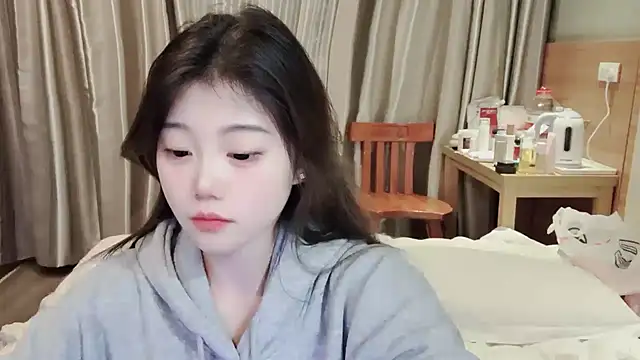 Snapshot of yangyang-1115 chatting on February 15, 2025, 4:01 pm yangyang-1115 online show from February 15, 2025, 4:01 pm