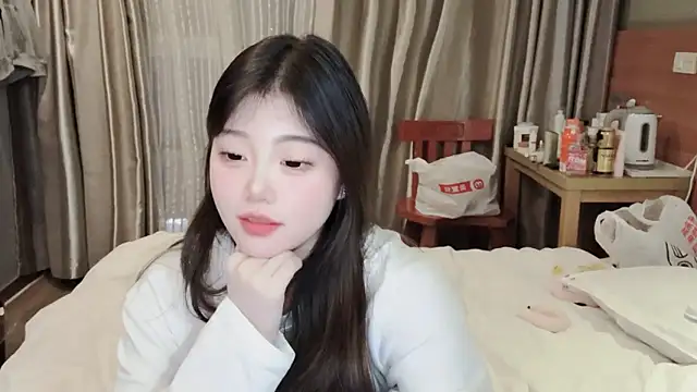 Snapshot of yangyang-1115 chatting on February 16, 2025, 1:05 pm yangyang-1115 online show from February 16, 2025, 1:05 pm