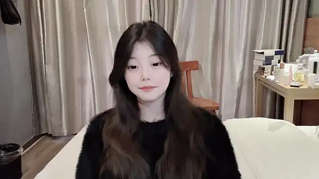 Snapshot of yangyang-1115 chatting on February 22, 2025, 9:45 am yangyang-1115 online show from February 22, 2025, 9:45 am