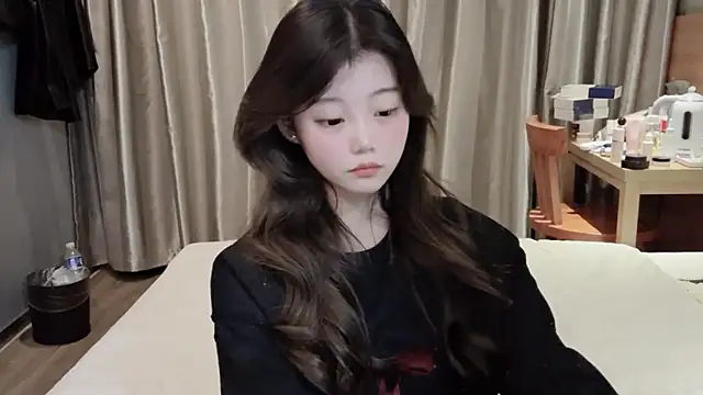 Snapshot of yangyang-1115 chatting on February 25, 2025, 3:27 pm yangyang-1115 online show from February 25, 2025, 3:27 pm