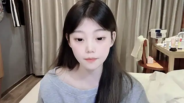 Snapshot of yangyang-1115 chatting on February 27, 2025, 2:32 pm yangyang-1115 online show from February 27, 2025, 2:32 pm