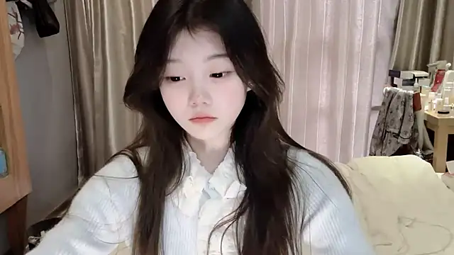 Snapshot of yangyang-1115 chatting on March 12, 2025, 7:02 am yangyang-1115 online show from March 12, 2025, 7:02 am