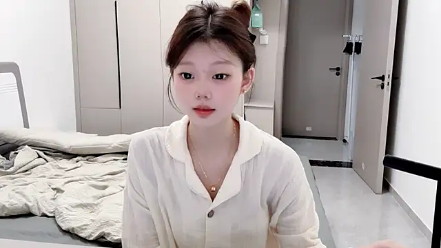 Snapshot of yangyang-1115 chatting on September 16, 2025, 5:41 am yangyang-1115 online show from September 16, 2025, 5:41 am