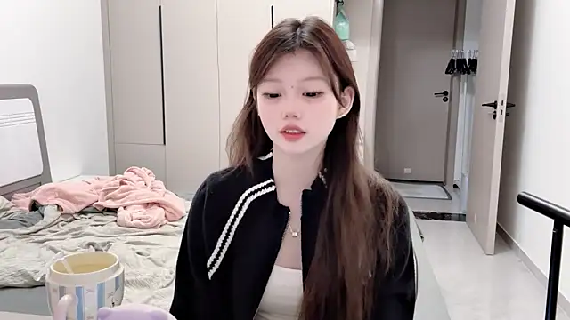 Snapshot of yangyang-1115 chatting on September 18, 2025, 4:36 am yangyang-1115 online show from September 18, 2025, 4:36 am