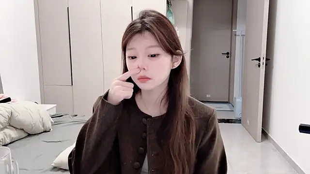 Snapshot of yangyang-1115 chatting on September 29, 2025, 6:07 am yangyang-1115 online show from September 29, 2025, 6:07 am