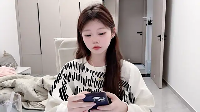 Snapshot of yangyang-1115 chatting on October 2, 2025, 5:25 am yangyang-1115 online show from October 2, 2025, 5:25 am