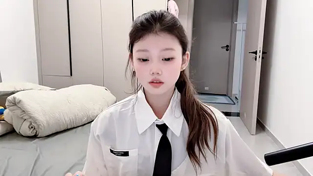 Snapshot of yangyang-1115 chatting on October 3, 2025, 3:53 pm yangyang-1115 online show from October 3, 2025, 3:53 pm