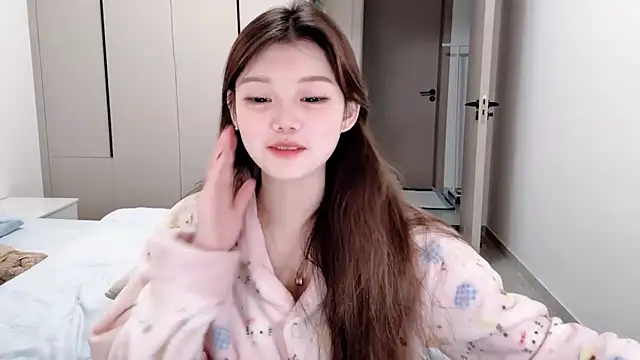 Snapshot of yangyang-1115 chatting on October 19, 2025, 5:08 am yangyang-1115 online show from October 19, 2025, 5:08 am