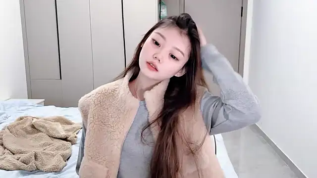 Snapshot of yangyang-1115 chatting on October 23, 2025, 4:56 am yangyang-1115 online show from October 23, 2025, 4:56 am