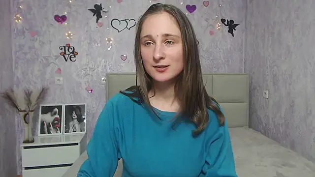 MichelLeee online show from February 13, 2025, 3:14 pm