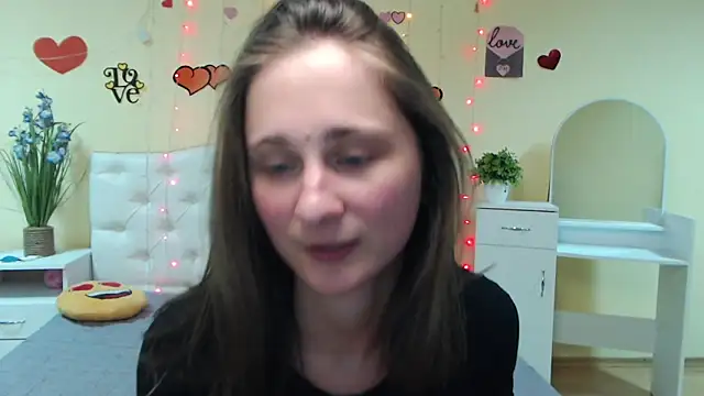 MichelLeee online show from February 19, 2025, 3:38 pm