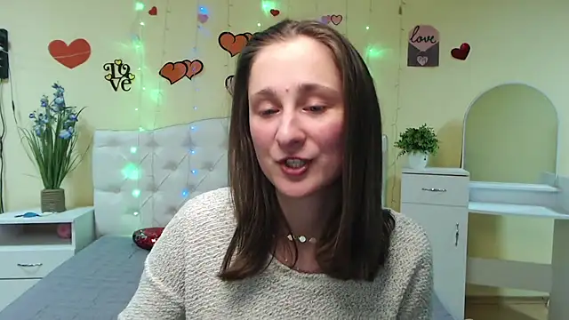 MichelLeee online show from February 25, 2025, 3:05 pm