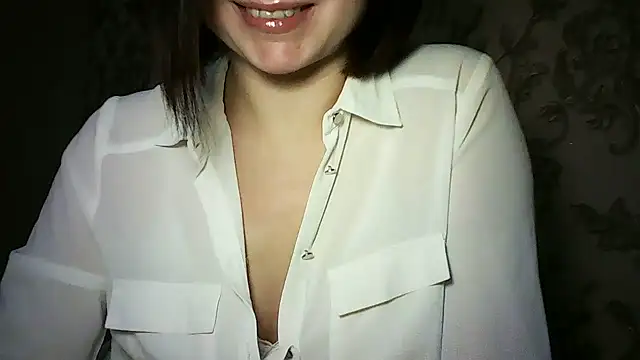 Adelina1-1 online show from December 9, 2024, 9:06 am