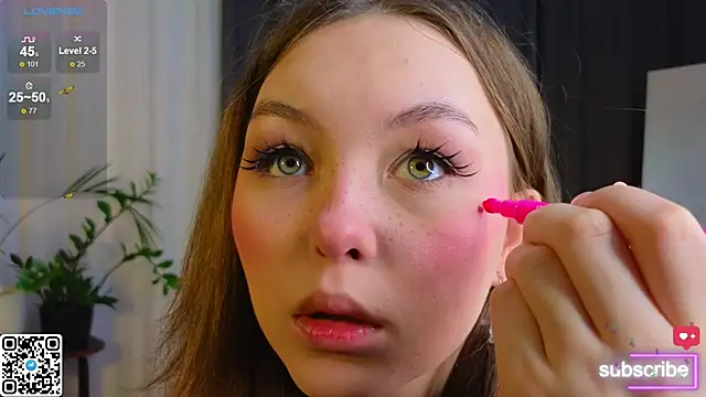 GwendolynFinch online show from March 2, 2025, 1:04 am