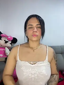 Leyna Kenet online show from December 24, 2024, 7:06 am