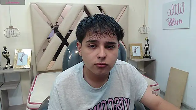 AndrewPherson online show from February 4, 2025, 12:00 pm