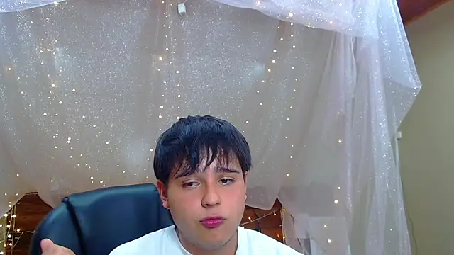 AndrewPherson online show from February 26, 2025, 3:08 pm