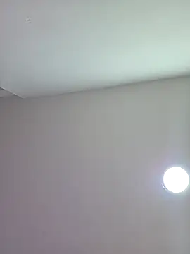 NeredaXxx online show from March 3, 2026, 9:04 am