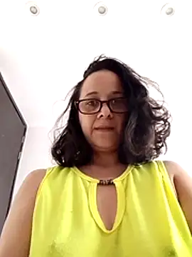 Snapshot of nicolle_milf1978 chatting on April 29, 2026, 8:26 pm nicolle milf1978 online show from April 29, 2026, 8:26 pm