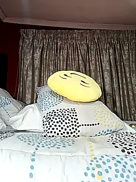 Wildblack22 online show from October 15, 2025, 8:42 pm