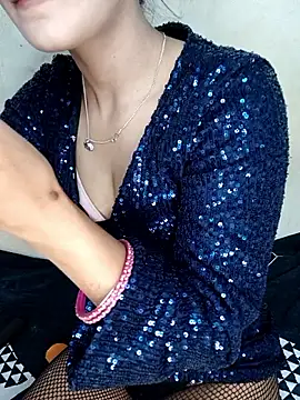 xpihu online show from April 1, 2026, 6:05 pm