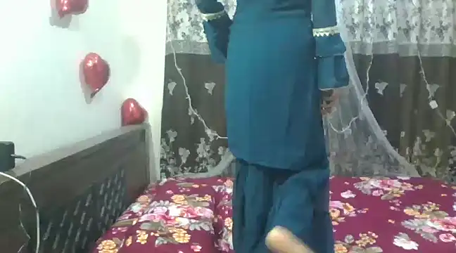 Cute-Bhavya online show from December 24, 2024, 8:44 am