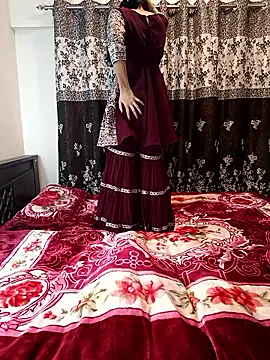 Cute-Bhavya online show from October 22, 2025, 4:35 am