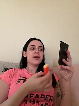 Morguisssz online show from February 15, 2026, 9:52 am