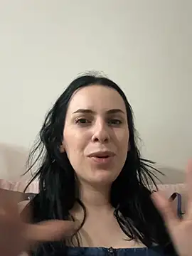 Morguisssz online show from May 27, 2026, 3:14 am