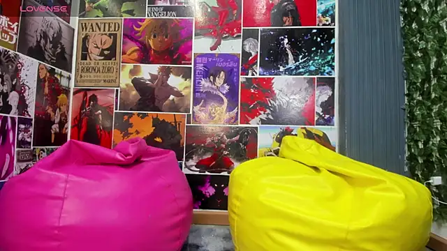 Snapshot of Jeffry_wolvess chatting on February 6, 2025, 12:16 pm Jeffry wolvess online show from February 6, 2025, 12:16 pm