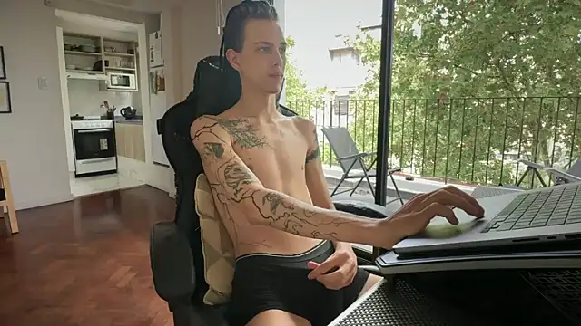 Den BlueXx online show from March 20, 2026, 6:02 pm