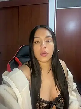 Alice taylor1  online show from January 8, 2025, 2:57 am