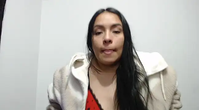 Alice taylor1  online show from January 17, 2025, 3:01 am