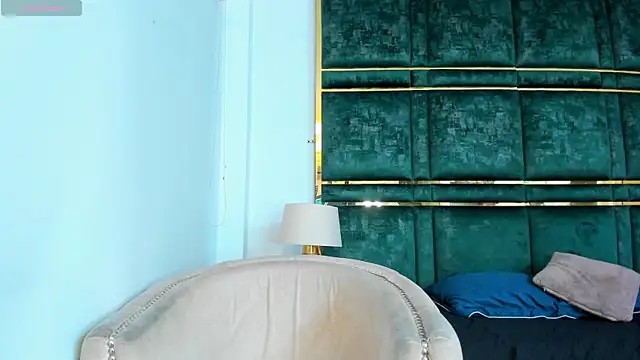 Dylan Taylor online show from February 5, 2025, 1:58 am