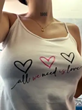 ellie mcdonald online show from November 7, 2025, 8:31 pm