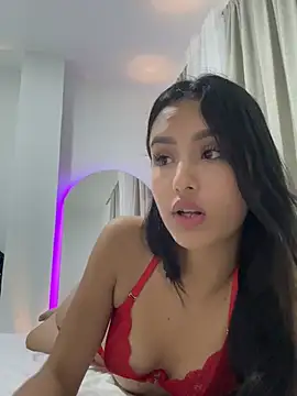 Snapshot of _AmberSmithh chatting on December 18, 2024, 6:43 am AmberSmithh online show from December 18, 2024, 6:43 am