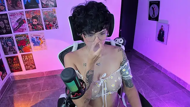 gooddess isis online show from February 22, 2026, 4:35 am