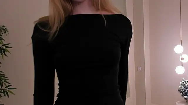 MichelleReid online show from December 25, 2024, 3:18 am