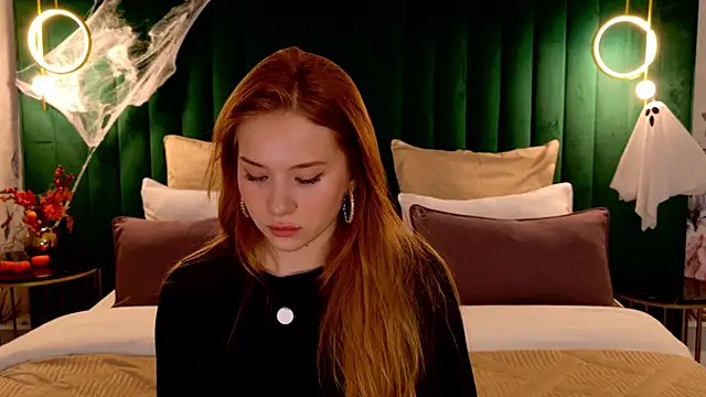 MichelleReid online show from October 27, 2025, 3:10 am