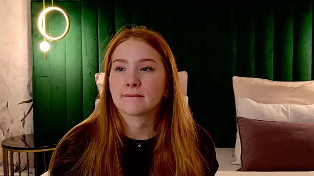 MichelleReid online show from November 4, 2025, 3:05 am