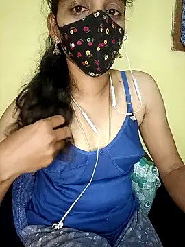 Tamil Shalini Lustyy online show from December 7, 2024, 7:10 pm